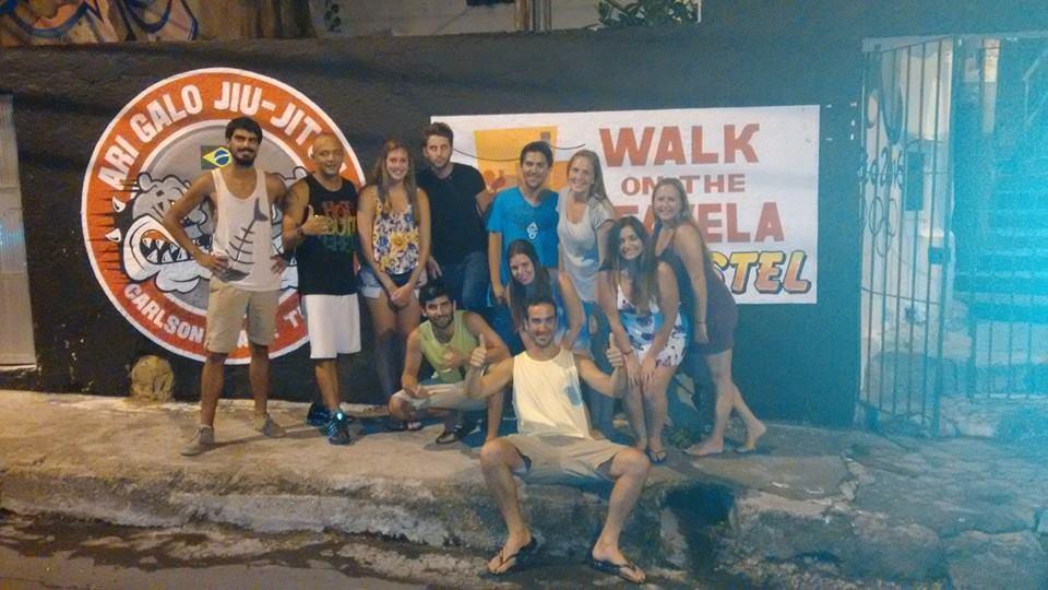 Walk On The Favela Hostel Rio de Janeiro Exterior photo