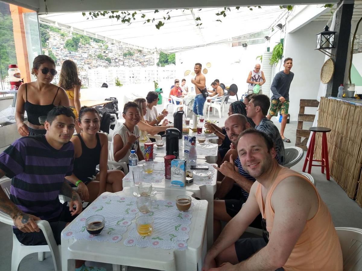 Walk On The Favela Hostel Rio de Janeiro Exterior photo
